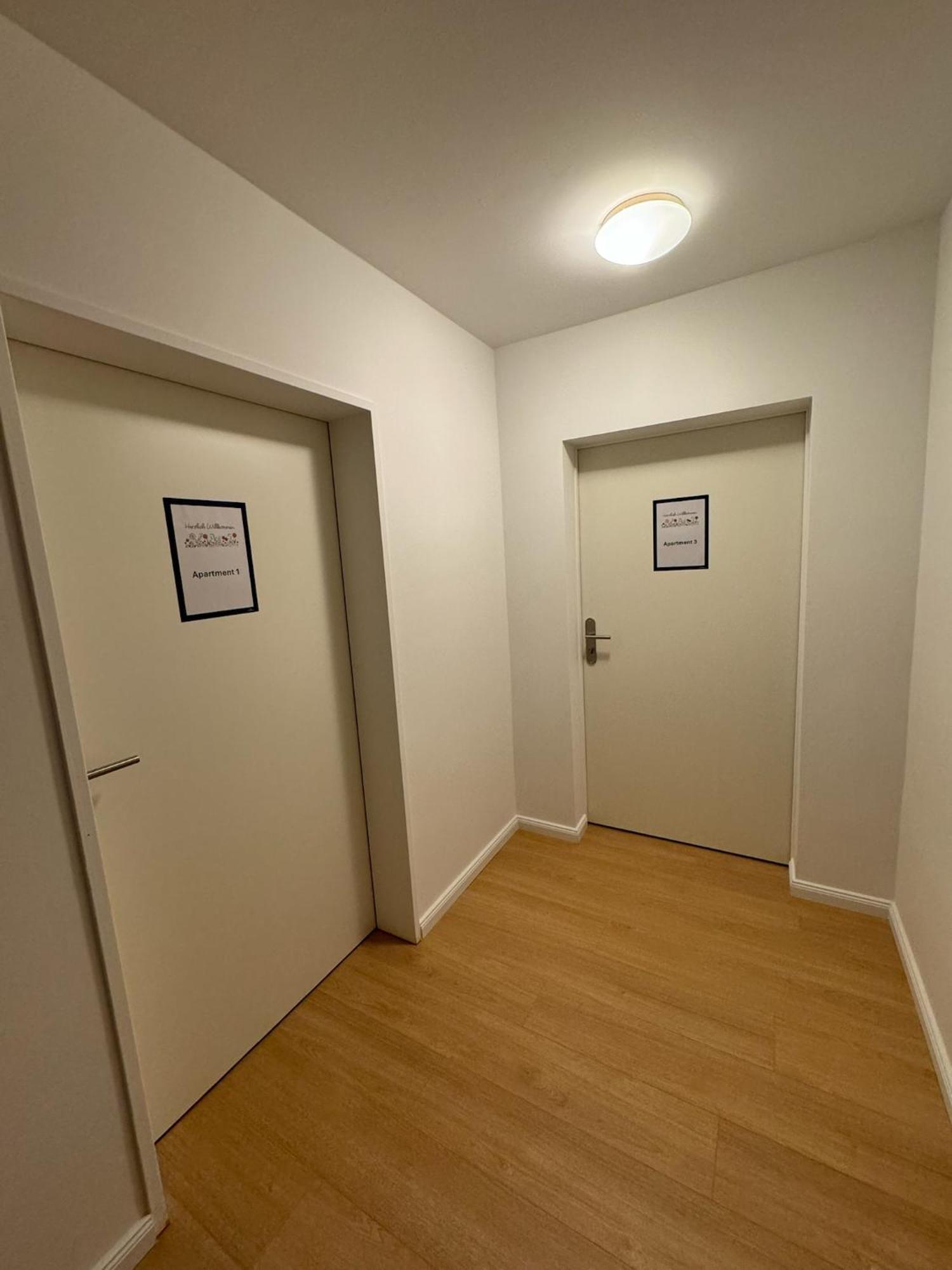 Fc-Apartmenthaus Falkensee Mit Grossem Garten Und Pkw Stellflaechen ภายนอก รูปภาพ