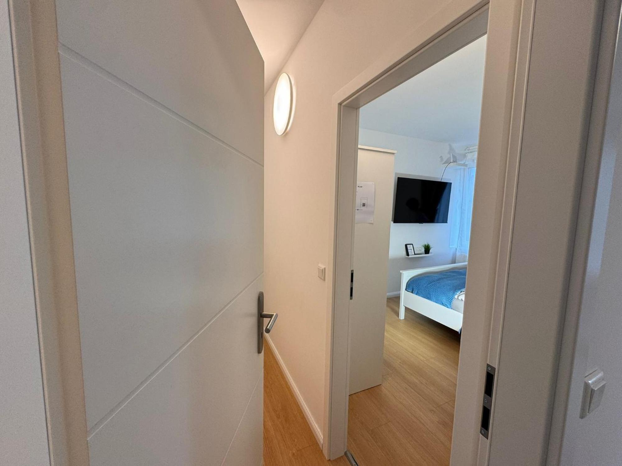 Fc-Apartmenthaus Falkensee Mit Grossem Garten Und Pkw Stellflaechen ภายนอก รูปภาพ